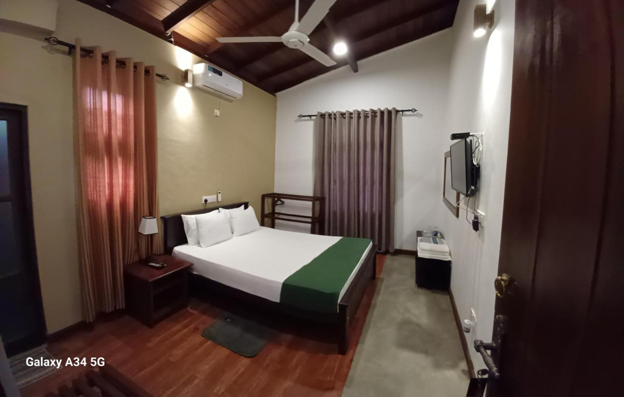 Forest Edge Villa Anuradhapura Ngoại thất bức ảnh